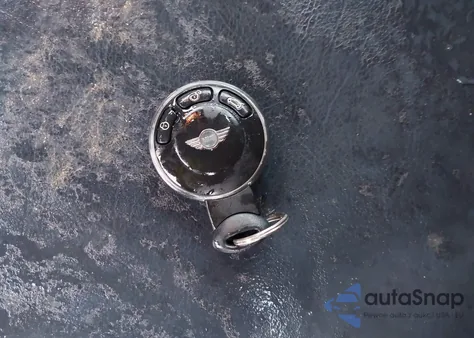 2009 Mini Cooper S from USA, damaged, VIN WMWMS33539TG89578